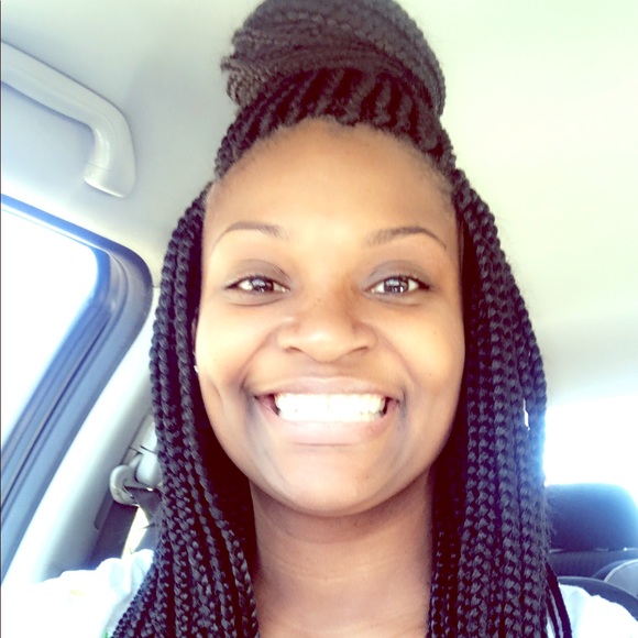 Meet your Posher, Felicia - Picture 1 of 1